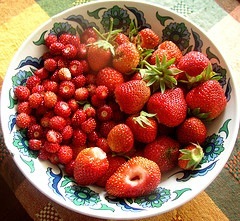 bowl of fresh berries